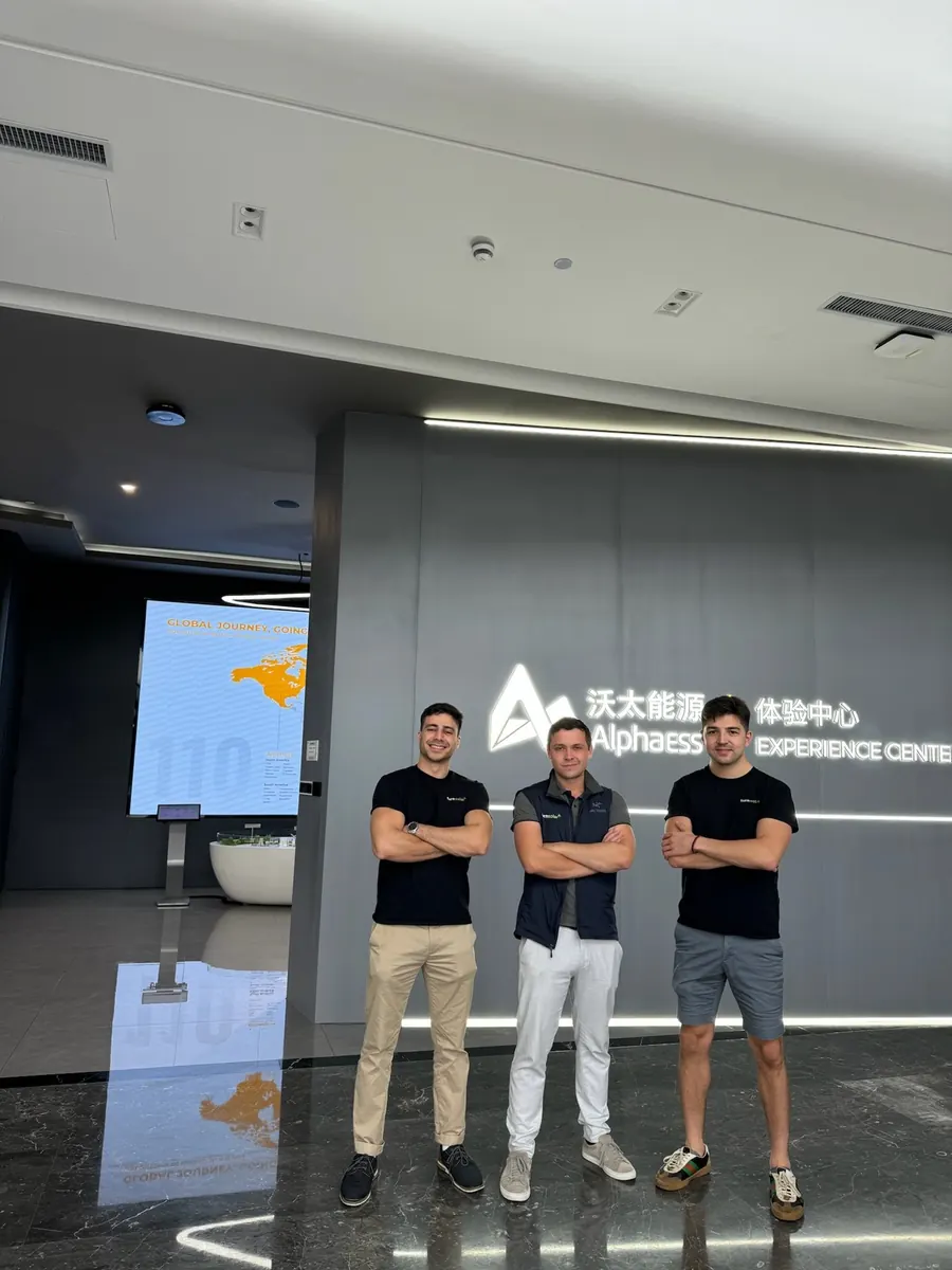 Turn Solar im AlphaESS Experience Center