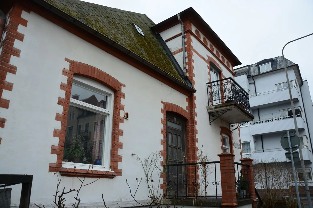 Typischer Altbau in NRW: nicht das Baujahr entscheidet über die Wärmepumpe, sondern die nötige Vorlauftemperatur an kalten Tagen