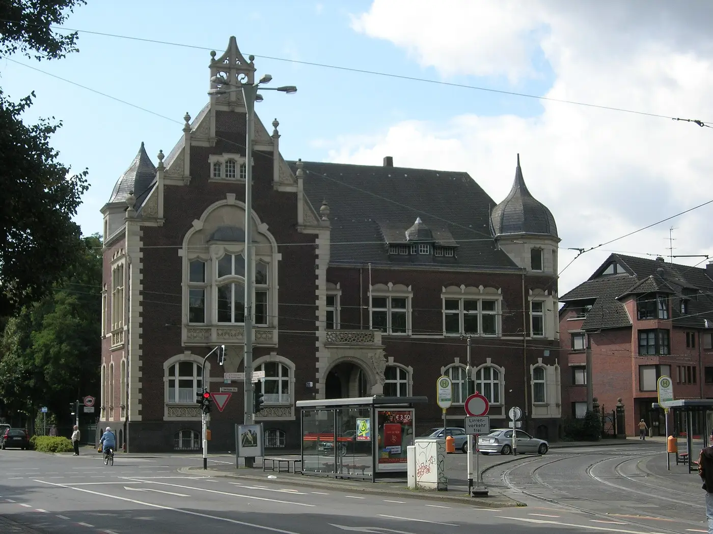 Rathaus in Krefeld-Bockum